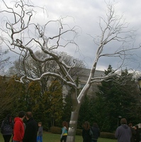 Metal tree