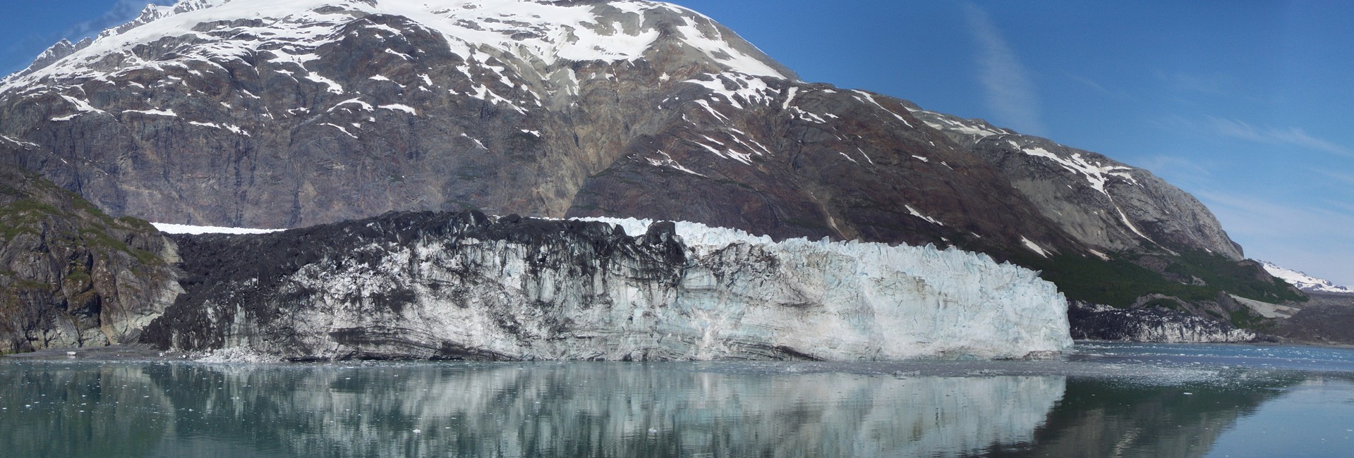 pano9_crop1_margerie_glacier_panoramic_180.jpg